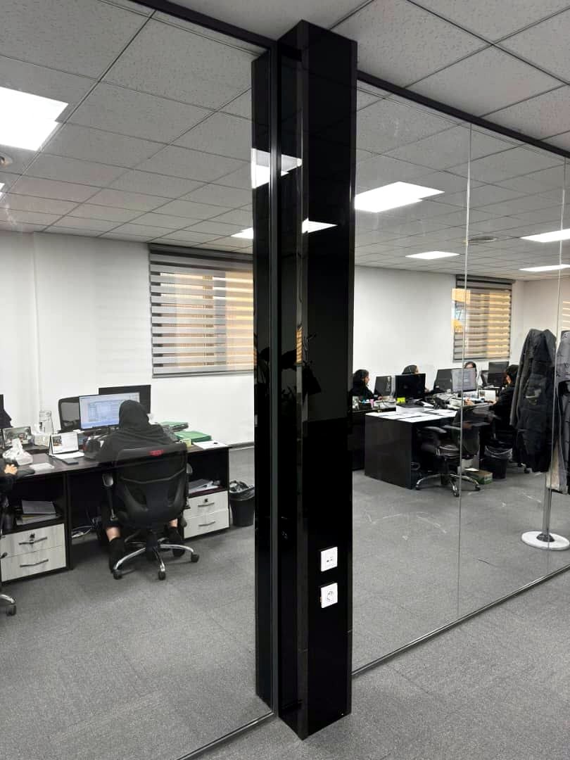 دیوارپوش رنگی لاکوبل